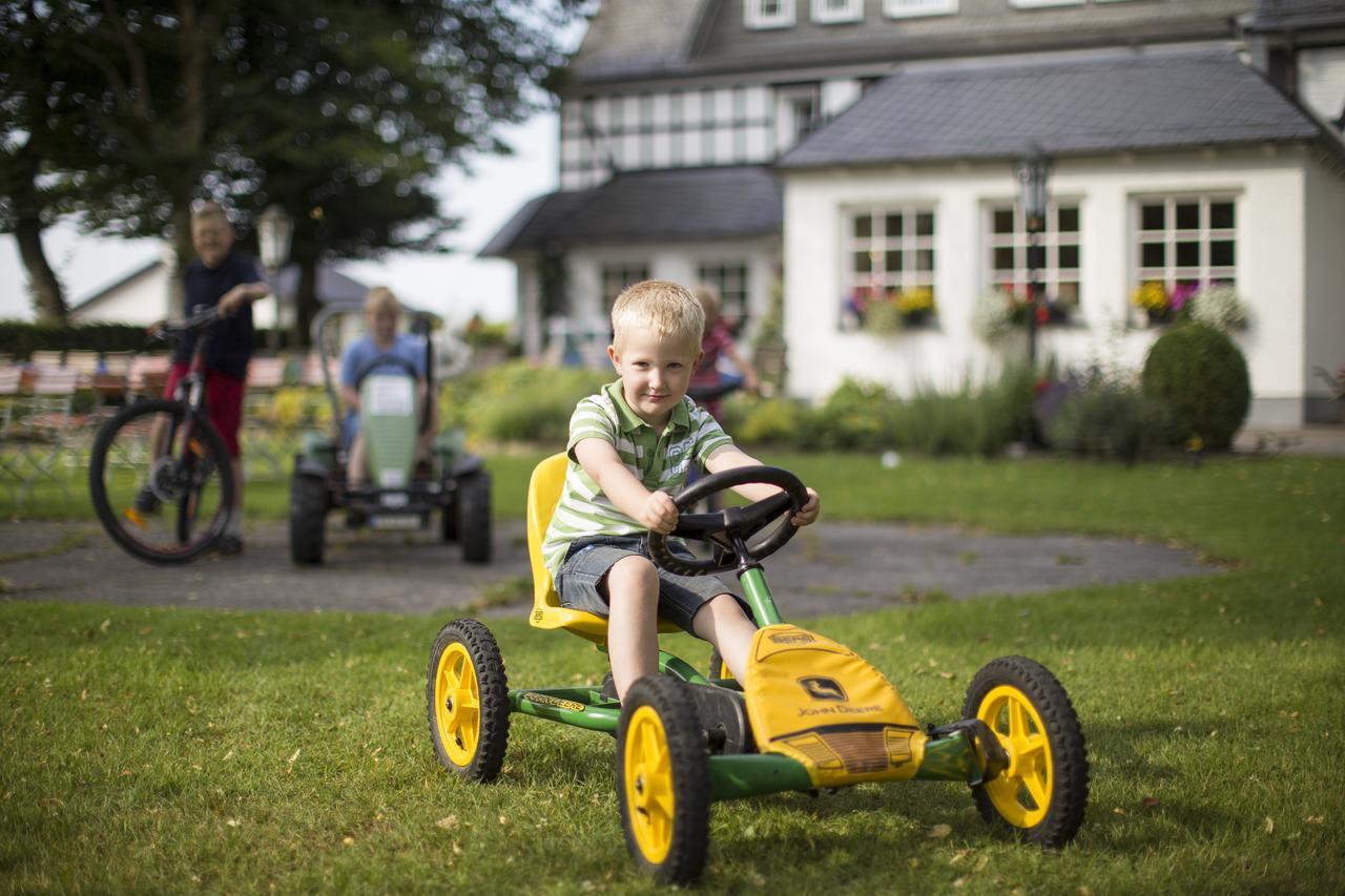 Hotel Waldhaus Foeckinghausen Bestwig Eksteriør bilde